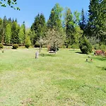 Emma Chalet *